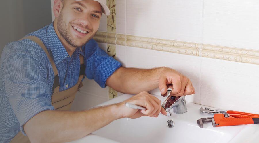 Handle or spout repair in Artois, CA
